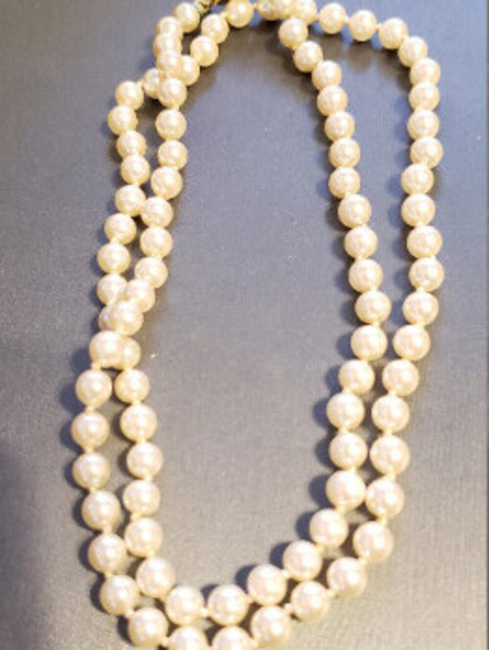 Vintage Glass Pearl Necklace G Silver 24" Long Hand Knotted Faux Pearls wh02-34